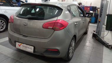 Kia Ceed 2013 года, 188 713 км - вид 3