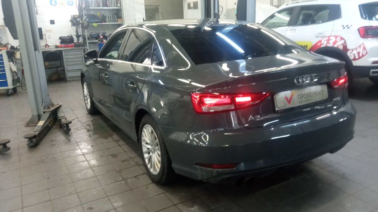 Audi A3 2018 года, 98 563 км - вид 3