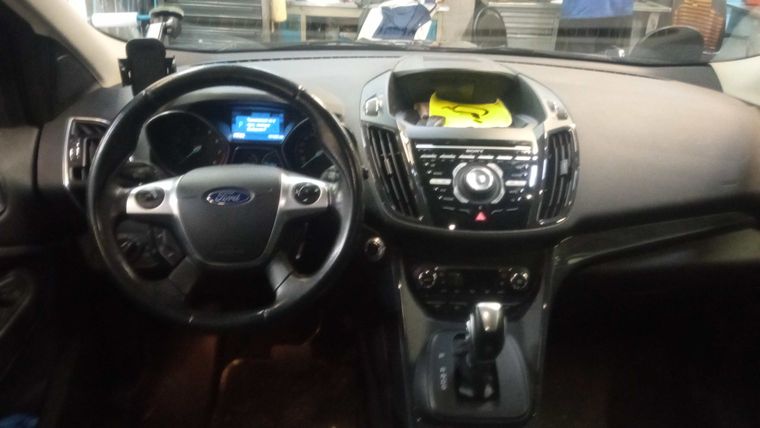 Ford Kuga 2015 года, 161 082 км - вид 5
