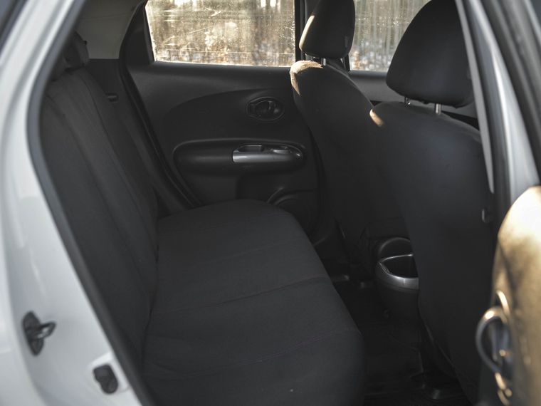 Nissan Juke 2011 года, 302 000 км - вид 10