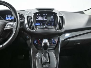 Ford Kuga 2018 года, 111 000 км - вид 10