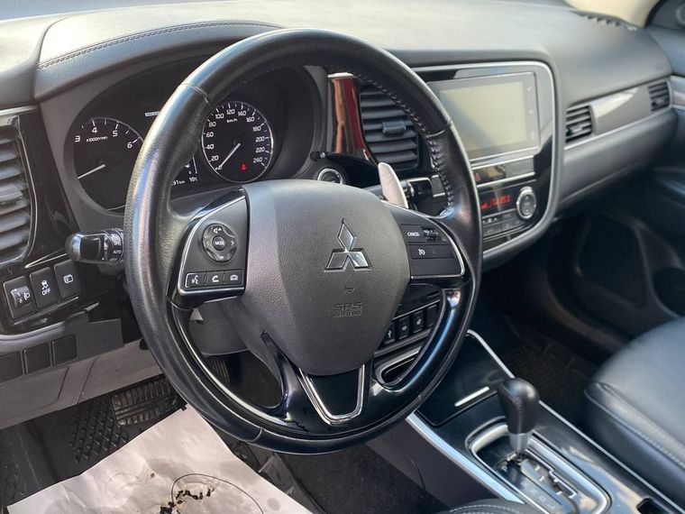 Mitsubishi Outlander 2019 года, 193 089 км - вид 11