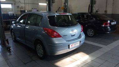 Nissan Tiida 2013 года, 105 686 км - вид 4