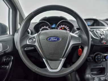 Ford Fiesta 2015 года, 210 036 км - вид 8