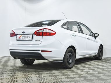 Ford Fiesta 2015 года, 210 036 км - вид 5