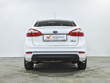 Ford Fiesta 2015 года, 210 036 км - вид 6