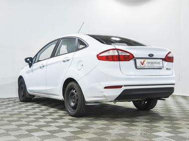 Ford Fiesta 2015 года, 210 036 км - вид 6