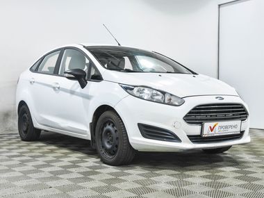 Ford Fiesta 2015 года, 210 036 км - вид 4