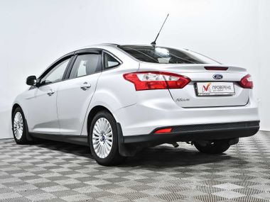 Ford Focus 2012 года, 117 000 км - вид 6