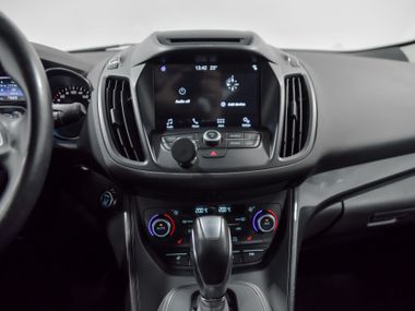 Ford Kuga 2017 года, 91 749 км - вид 9