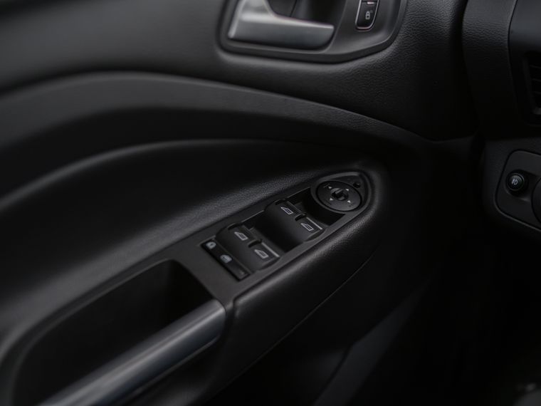 Ford Kuga 2017 года, 109 266 км - вид 10