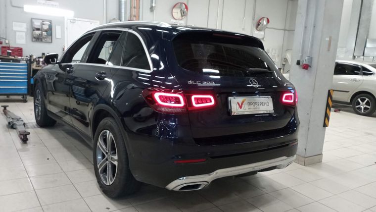 Mercedes-Benz GLC-класс 2021 года, 49 643 км - вид 4