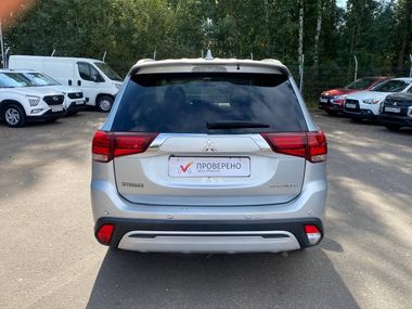 Mitsubishi Outlander 2019 года, 109 359 км - вид 6