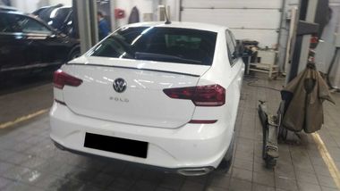 Volkswagen Polo 2021 года, 50 400 км - вид 3