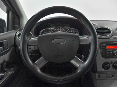 Ford Focus 2011 года, 134 610 км - вид 10