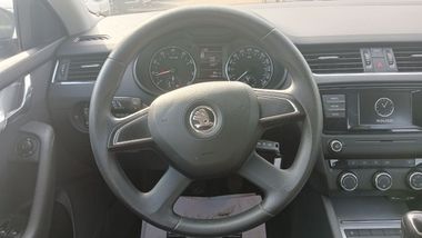 Skoda Octavia 2015 года, 158 634 км - вид 9
