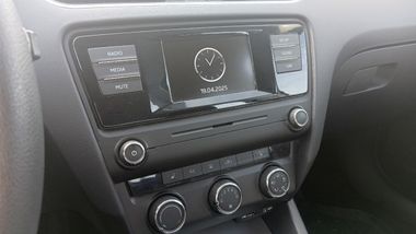 Skoda Octavia 2015 года, 158 634 км - вид 10