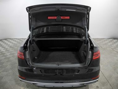 Audi A4 2018 года, 74 992 км - вид 19