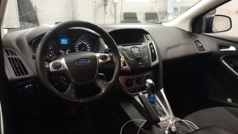 Ford Focus 2014 года, 215 550 км - вид 5