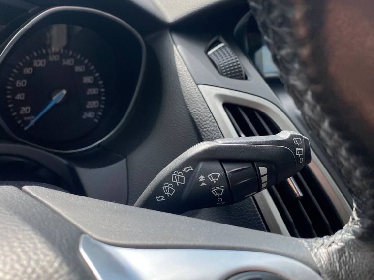 Ford Focus 2014 года, 215 550 км - вид 11