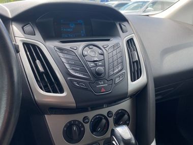 Ford Focus 2014 года, 215 550 км - вид 12