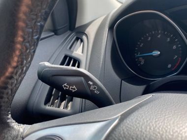Ford Focus 2014 года, 215 550 км - вид 9