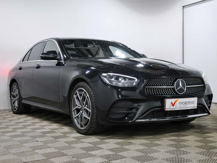 Mercedes-Benz E-класс 2021 года, 83 854 км - вид 3