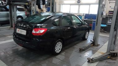 ВАЗ (LADA) Granta 2023 года, 71 591 км - вид 3