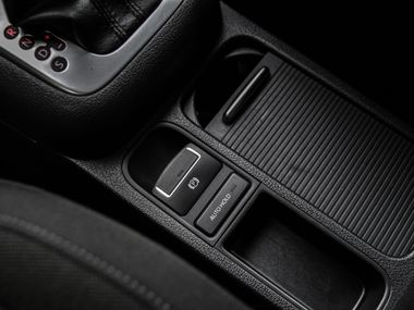 Volkswagen Tiguan 2014 года, 134 240 км - вид 10