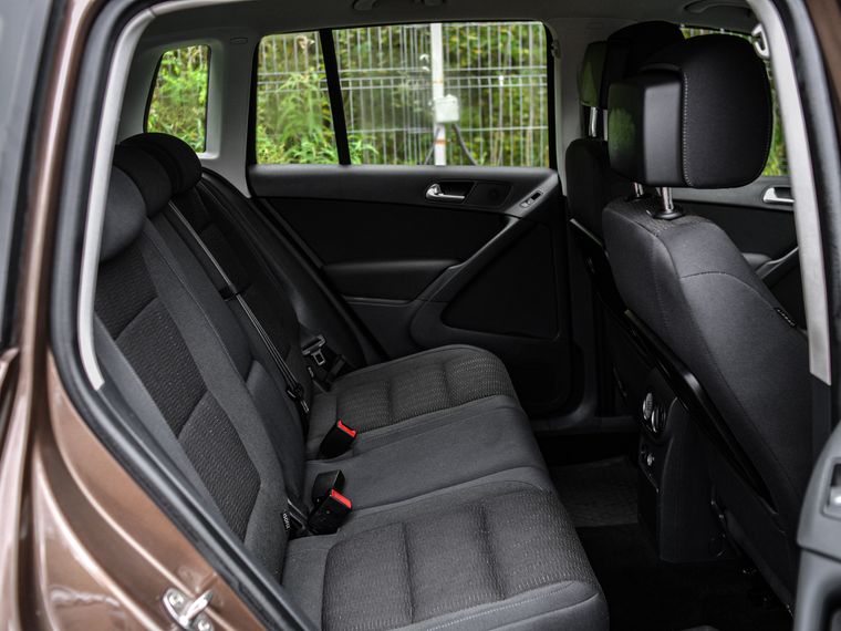 Volkswagen Tiguan 2014 года, 134 240 км - вид 13