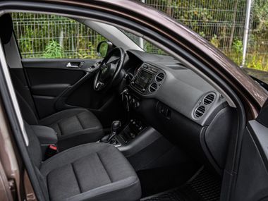 Volkswagen Tiguan 2014 года, 134 240 км - вид 14