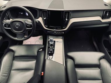 Volvo XC60 2021 года, 42 154 км - вид 8