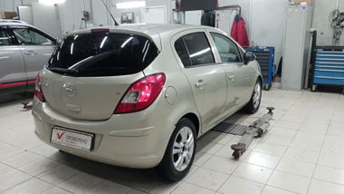 Opel Corsa 2008 года, 98 236 км - вид 3