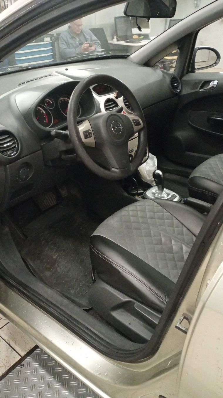 Opel Corsa 2008 года, 98 236 км - вид 5