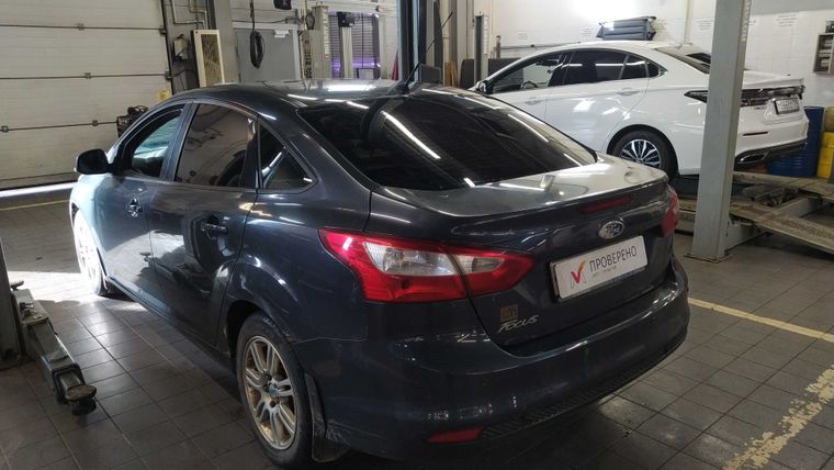 Ford Focus 2012 года, 211 000 км - вид 4
