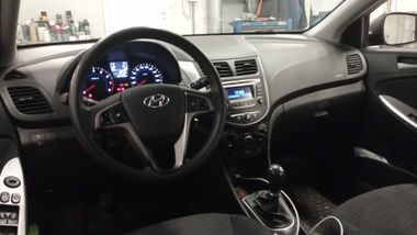 Hyundai Solaris 2016 года, 161 725 км - вид 5
