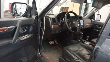 Mitsubishi Pajero 2008 года, 155 529 км - вид 5