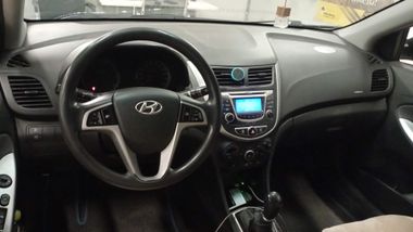Hyundai Solaris 2013 года, 162 075 км - вид 5