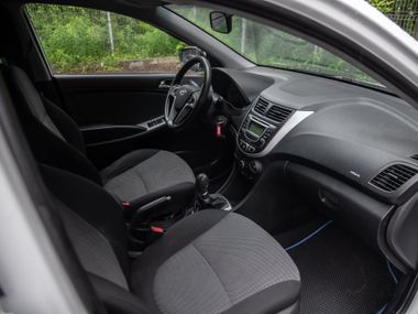 Hyundai Solaris 2013 года, 162 075 км - вид 11