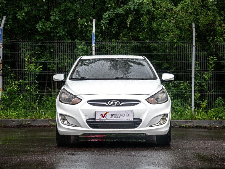 Hyundai Solaris 2013 года, 162 075 км - вид 3