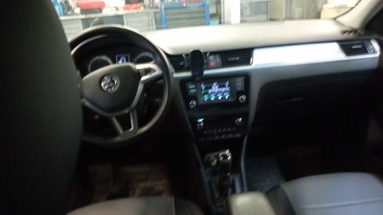 Skoda Rapid 2017 года, 81 689 км - вид 5 Skoda Rapid 2017 года, 81 689 км - вид 5