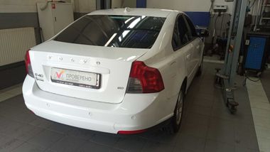 Volvo S40 2010 года, 284 000 км - вид 3