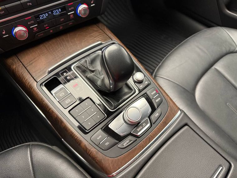 Audi A6 2016 года, 135 975 км - вид 11