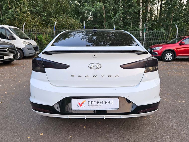 Hyundai Elantra 2020 года, 139 686 км - вид 5