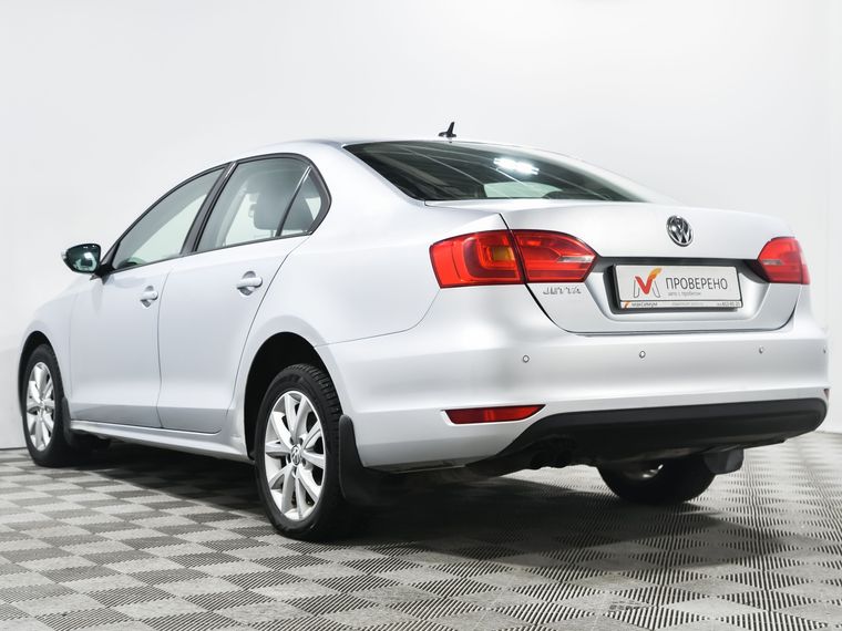 Volkswagen Jetta 2012 года, 312 990 км - вид 6