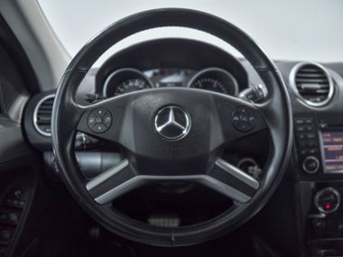 Mercedes-Benz M-класс 2009 года, 181 396 км - вид 10