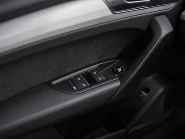 Audi Q5 2017 года, 196 761 км - вид 13