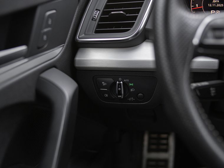 Audi Q5 2017 года, 196 761 км - вид 14