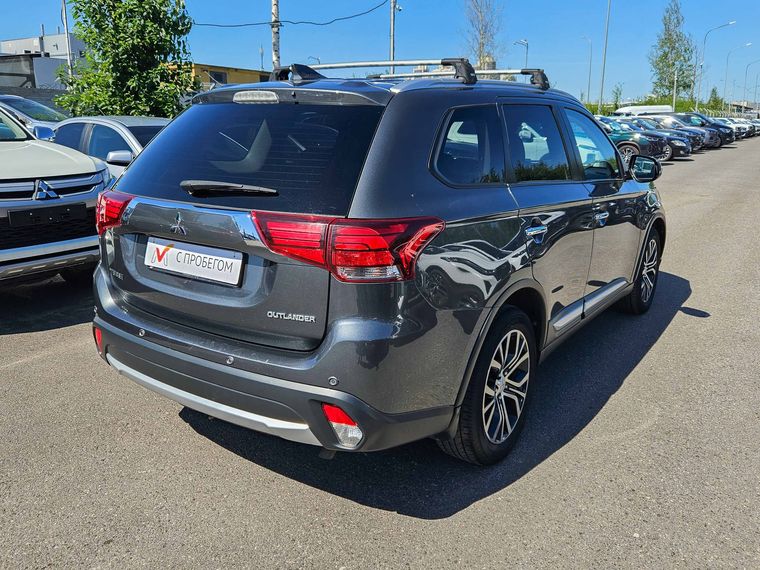 Mitsubishi Outlander 2018 года, 53 989 км - вид 5