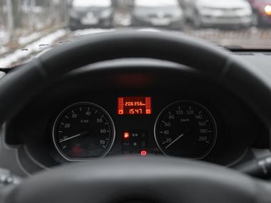 Nissan Almera 2014 года, 206 309 км - вид 5